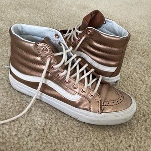 Woman’s leather vans size 7